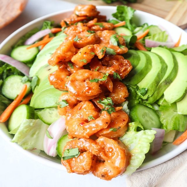 Acılı Karides Salatası