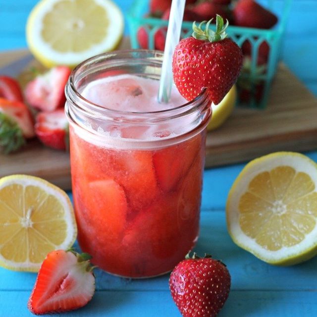 Çilekli Limonata